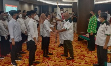 Muhammad Khalid Arbi Dilantik Jadi Ketua Angkatan Muda Ikasmansa Pekanbaru