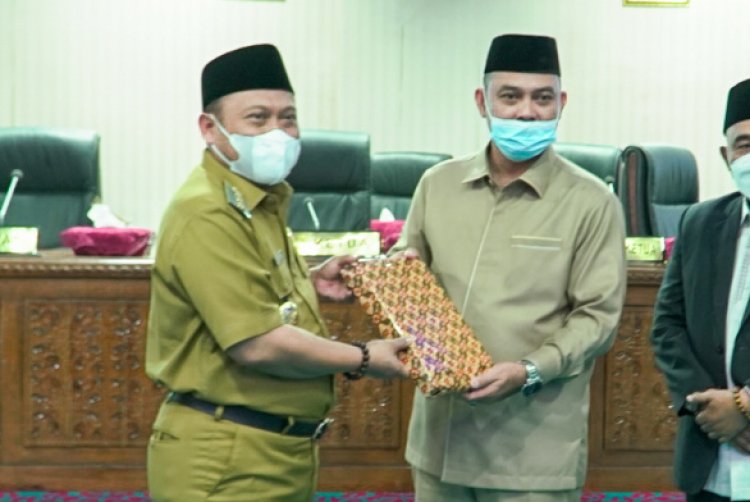 Bupati Kampar Catur Sugeng Susanto Sampaikan Rancangan KUA PPAS 2022