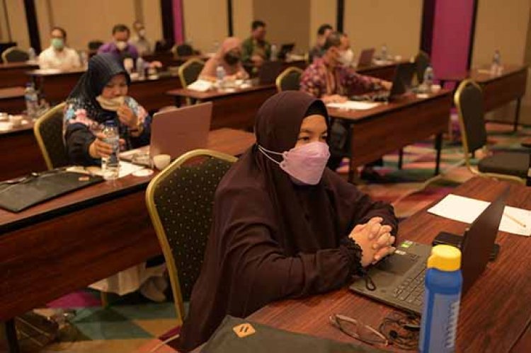 Wakil Rektor Unri Buka Desain Media Pembelajaran Berbasis Digital Dalam Bidang Pendidikan