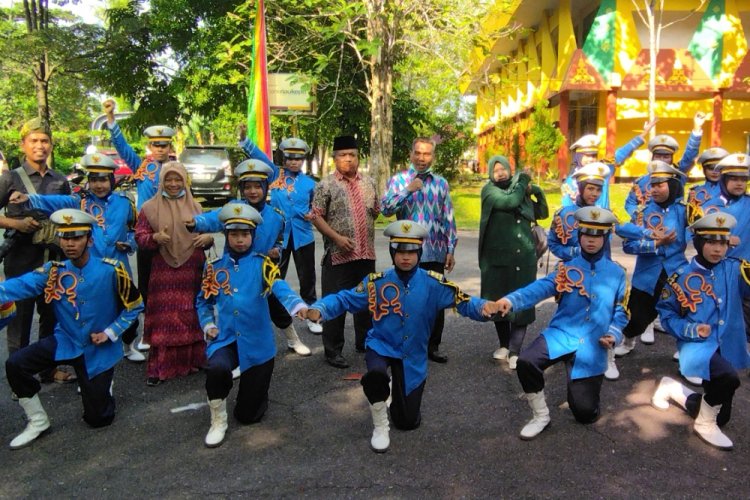 SMA 2 Siak Hulu Kampar Tampil Memukau di Lomba Keterampilan Baris Berbaris