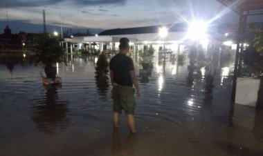 Sebagian Tembilahan Dilanda Banjir Air Pasang