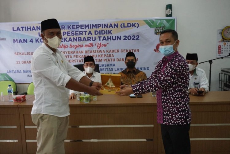 Universitas Lancang Kuning Jalin Kerja Sama dengan MAN 4 Pekanbaru