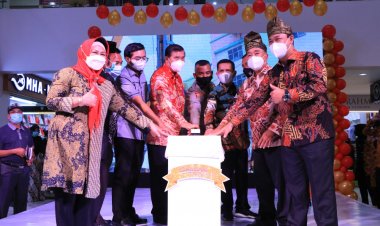 Pekanbaru Bertransformasi Menjadi Kota Megapolitan Pekansikawan, Memberi Warna Pembangunan Kabupaten Tetangga