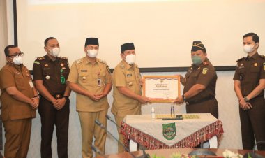 Bupati Rohul dan Kajari Rohul Teken MoU  Untuk Tingkatkan Kerja Sama di Bidang Perdata dan TUN,