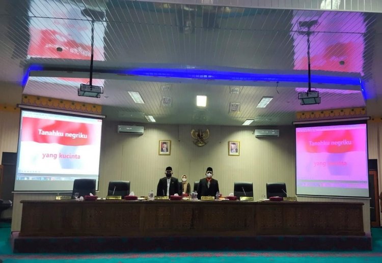 Sah, DPRD Kampar Umumkan Pemberhentian Masa Jabatan Bupati 2017-2022