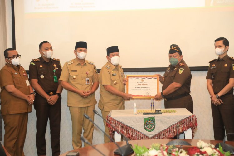 Bupati Rohul dan Kajari Rohul Teken MoU Untuk Tingkatkan Kerja Sama di Bidang Perdata dan TUN,