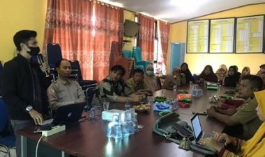 Tim Universitas Abdurrab Bangun Konsep Smart Village di Desa Sei Lambu Kampar
