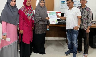 Perpustakaan Universitas Abdurrab Terima Tiga Set Komputer dari Perpustakaan Nasional