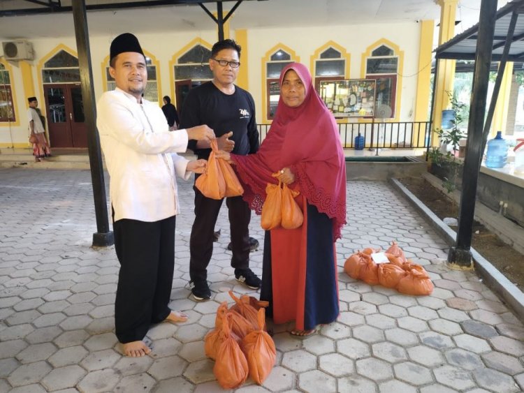 Masjid Al Fatah Universitas Lancang Kuning Sembelih 10 Hewan Kurban