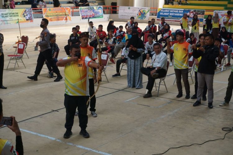 Baru Pertama Kali Digelar, Unilak Open Indoor Archery Tournament 2022 Diikuti 200 Peserta