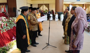 Empat Guru Besar UIN Suska Riau Dikukuhkan Direktur Jenderal Pendidikan Islam