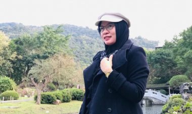 Cifebrima Suyastri Dosen Hubungan Internasional UIR Raih Beasiswa Doktor di Eotvos Lorand University Budapest Hongaria