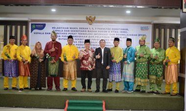 Ketua Yayasan Pendidikan Raja Ali Haji dan Rektor Unilak Lantik Pejabat Struktural