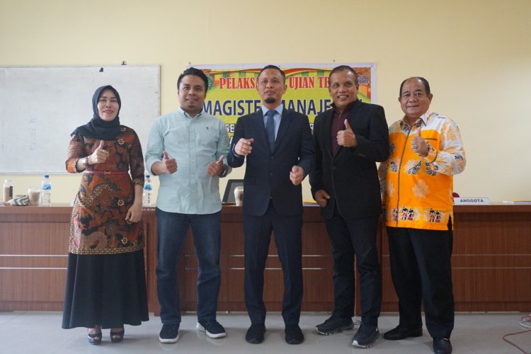 Sandang Gelar MM dari Pascasarjana Unilak, Agung Nugroho Lulus Sidang Tesis dengan Nilai A