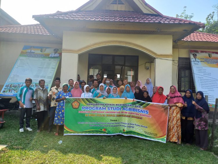 Prodi Agribisnis Faperta UNIKS Beri Penyuluhan Teknis dan Inovasi Budidaya Sayuran