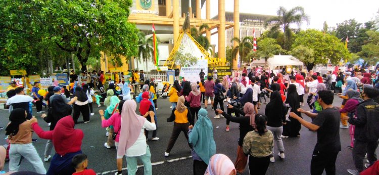 Unilak Pekanbaru Gelar Pekan Aksi Literasi Riau di Area Car Free Day