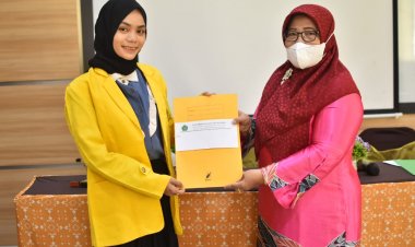 Dosen Unilak Sisihkan Gaji untuk Beasiswa Kepada Mahasiswa