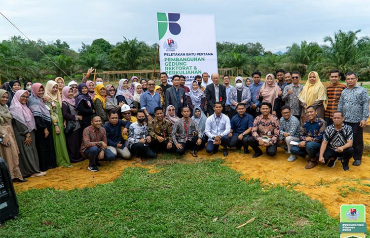 Rektor Universitas Pahlawan Letakan Batu Pertama Gedung Rektorat dan Perkuliahan