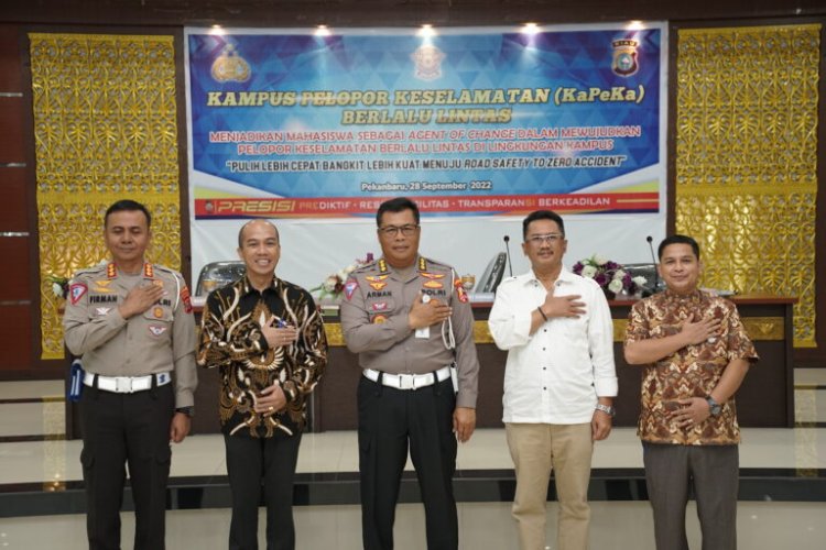 UIR Dinobatkan Korlantas Jadi Kampus Pelopor Keselamatan Berlalu Lintas