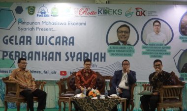 Himpunan Mahasiswa Ekonomi Syariah FAI UIR Gelar Wicara Perbankan Syariah
