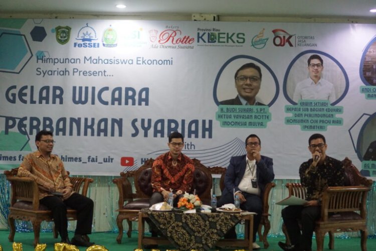 Himpunan Mahasiswa Ekonomi Syariah FAI UIR Gelar Wicara Perbankan Syariah