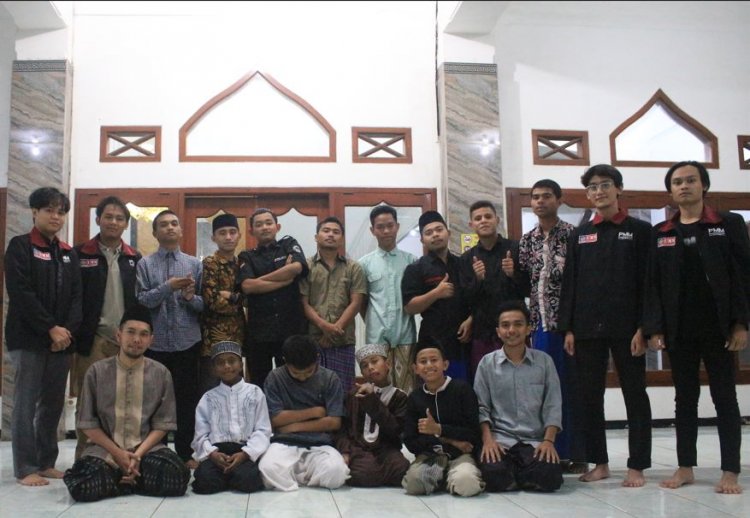 PMM UMM Ajak Santri Panti Asuhan Ulil Abshar untuk Melek Teknologi