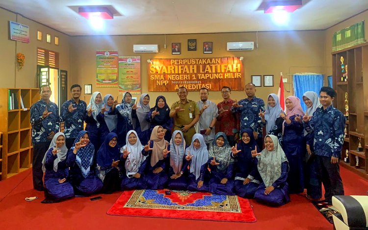 Unilak Latih Guru dan Siswa SMA Negeri 1 Tapung Hilir