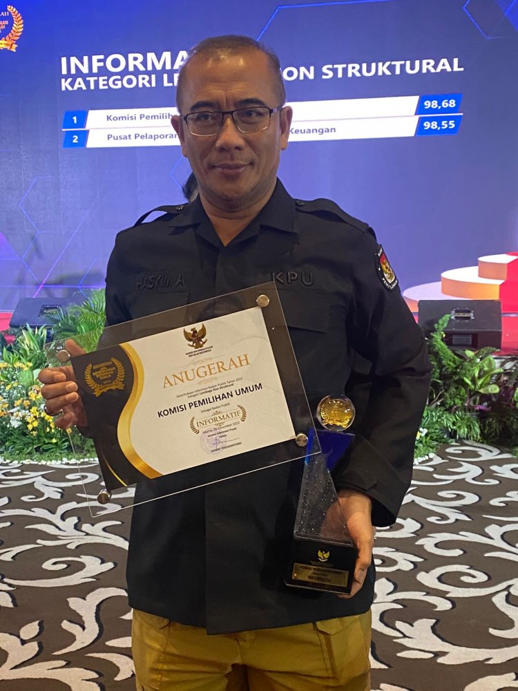 KPU Raih Peringkat Pertama Anugerah Keterbukaan Informasi Publik 2022