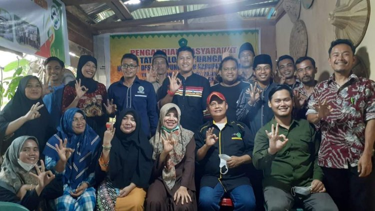 Tiga Dosen Unilak Latih Pelaku Usaha Ikan Patin Kampar Membuat Laporan Keuangan