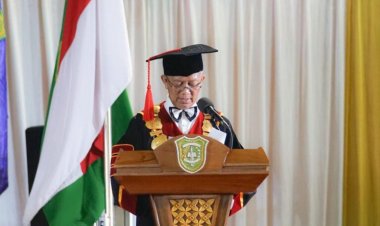 Rektor Prof Syafrinaldi Sampaikan Deretan Prestasi UIR Setahun Terakhir