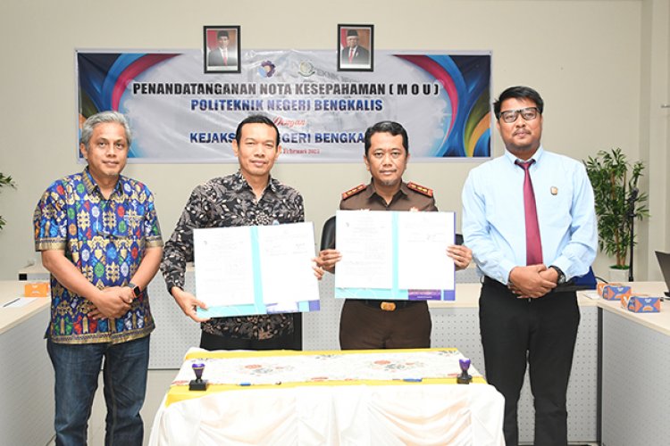 Direktur Polbeng Tandatangani Nota Kesepahaman dengan Kepala Kejari Bengkalis