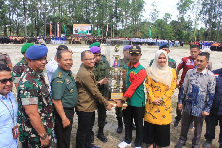 SMKN 4 Pekanbaru dan SMA Taruna Pekanbaru Raih Juara Umum LKBB Piala Rektor Unilak dan Danrem 031 WB