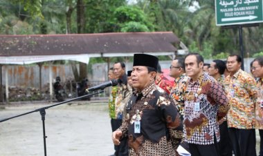 RSUD Rohul Tandatangani Komitmen Akreditasi, Bupati Minta Tingkatkan Pelayanan Kepada Pasien