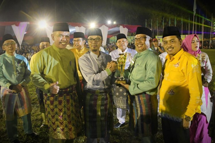 Wakili Ketua DPRD Kampar di Pembukaan MTQ ke-52, Zulfan Azmi Berharap Terwujud Generasi Qurani
