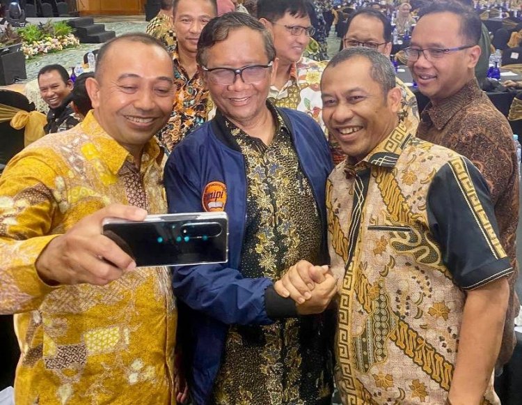 Hadiri Peluncuran dan dialektika buku etika pemerintahan Bagus Santoso Sebut Etika Pemerintahan Tergerus Akibat Demokrasi Tanpa Etika