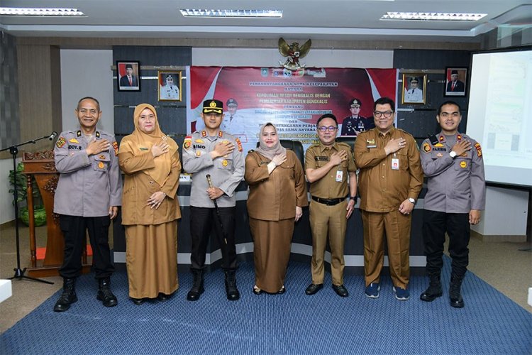Bupati Bengkalis dan Kapolres Tandatangani Kerjasama Bidang Layanan Kesehatan Rumah Sakit
