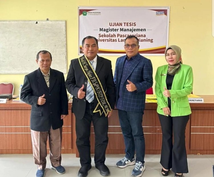Direktur Rumah Sakit UNRI Surya Hajar Fitria Dana Raih Gelar Magister Manajemen Pascasarjana Unilak
