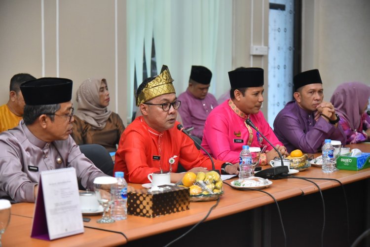 DPRD Bengkalis Terima Penyerahan RKUA RPPAS TA 2024 dari Pemkab Bengkalis