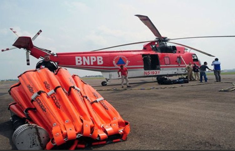 Atasi Karhutla di Pasir Limau Kapas Rohil, BPBD Kerahkan Dua Helikopter Water Bombing