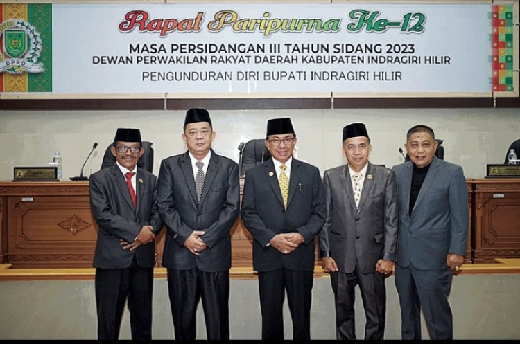 Ketua DPRD Inhil Pimpin Paripurna Masa Persidangan III Tahun 2023, Bupati Inhil Umumkan Pengunduran Diri