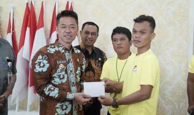 Bupati Rohil Lepas Atlet Wushu Ikuti Selekda Pekan Olahraga Wilayah Riau