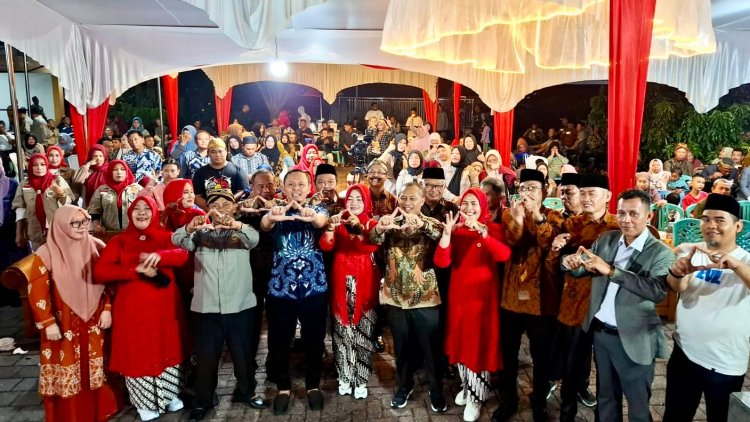 Berbaur dengan Pedagang Bakso, Bagus Santoso Berpesan Jaga Kekompakan