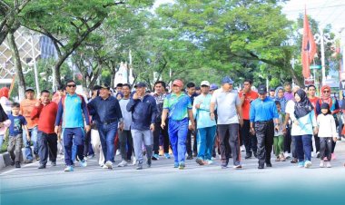 Bupati Rohul H Sukiman Lepas Peserta Jalan Santai Hari Jadi Rohul ke-25, Hadiah Utama Sepeda Motor