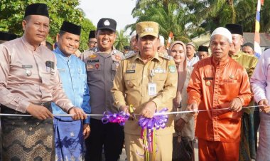 Bupati Sukiman Resmikan Penggunaan Jalan Desa Sialang Rindang, Berharap Perekonomian Menggeliat
