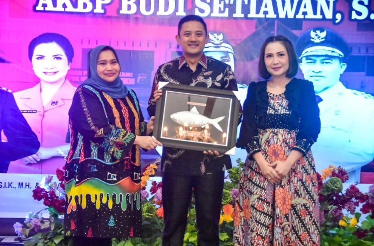 Hadiri Kenal Pamit Kapolres Bengkalis, Bupati Kasmarni Ucapkan Selamat Bertugas di Tempat Baru