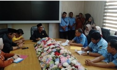 Sampaikan Pilu ke DPRD, Ratusan Honorer Kampar Merasa Habis Manis Sepah Dibuang
