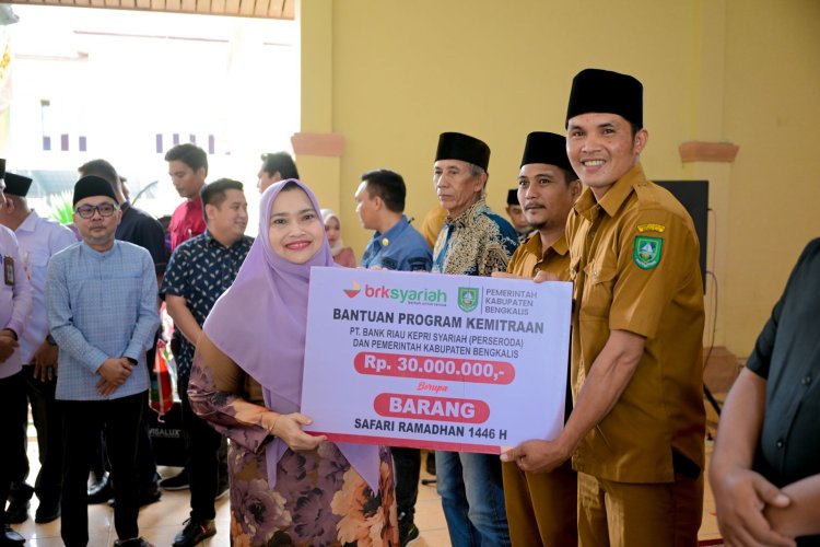 Safari Ramadhan di Kecamatan Bengkalis, Bupati Kasmarni Ajak Bergandengan Tangan Bangun Negeri