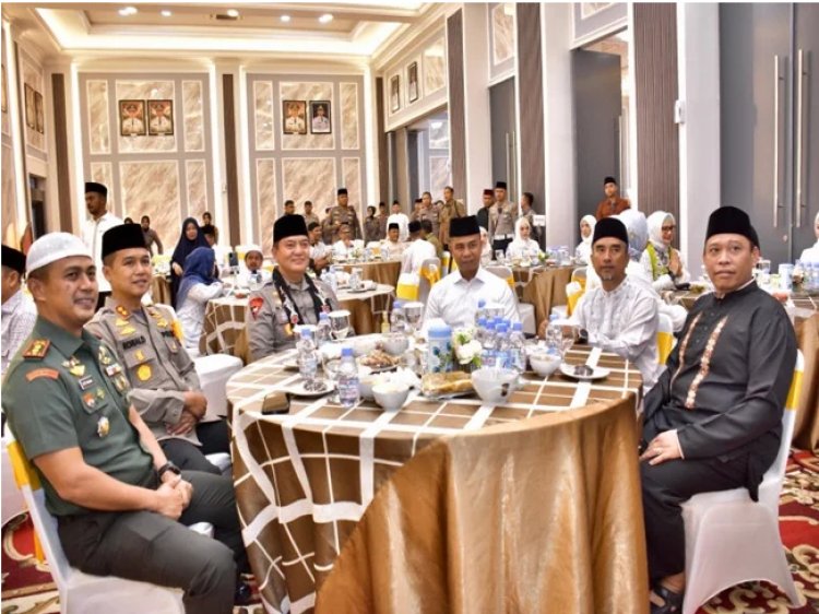 Ketua DPRD Kampar Dampingi Kapolda Riau Safari Ramadan di Desa Pulau Lawas, Minta Polri dan Forkopimda Bersinergi