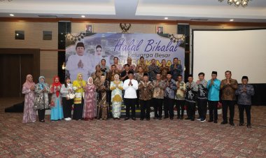 Halal Bihalal Mantan Bupati Rohul Sukiman Berlangsung Hangat, Dihadiri Bupati Rohul Anton