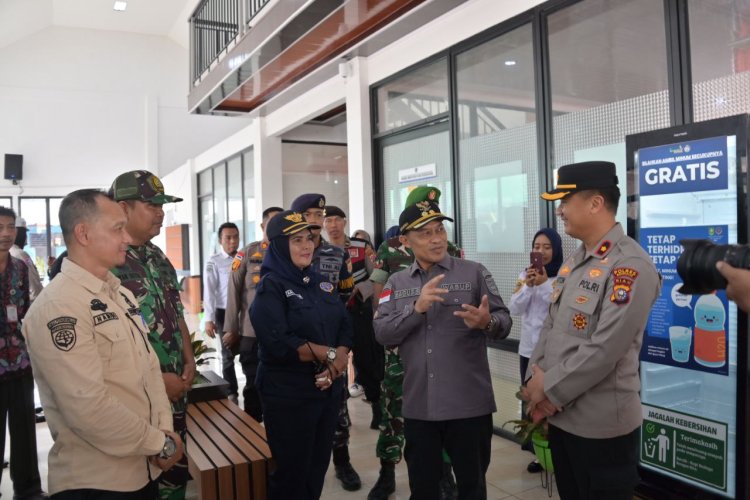 Pastikan Kelancaran Arus Mudik, Wabup Bengkalis Bagus Santoso Tinjau Posko Idul Fitri di Pelabuhan Roro Air Putih